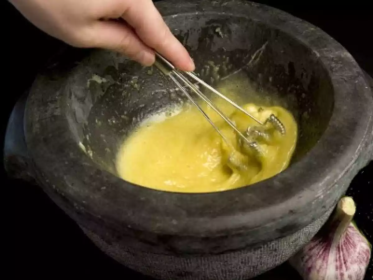 Salsa Ajolio (Salsas frías)