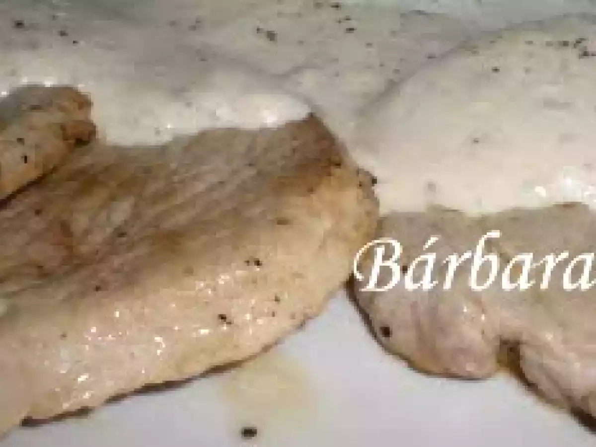 SALSA CON PASAS Y PIÑONES