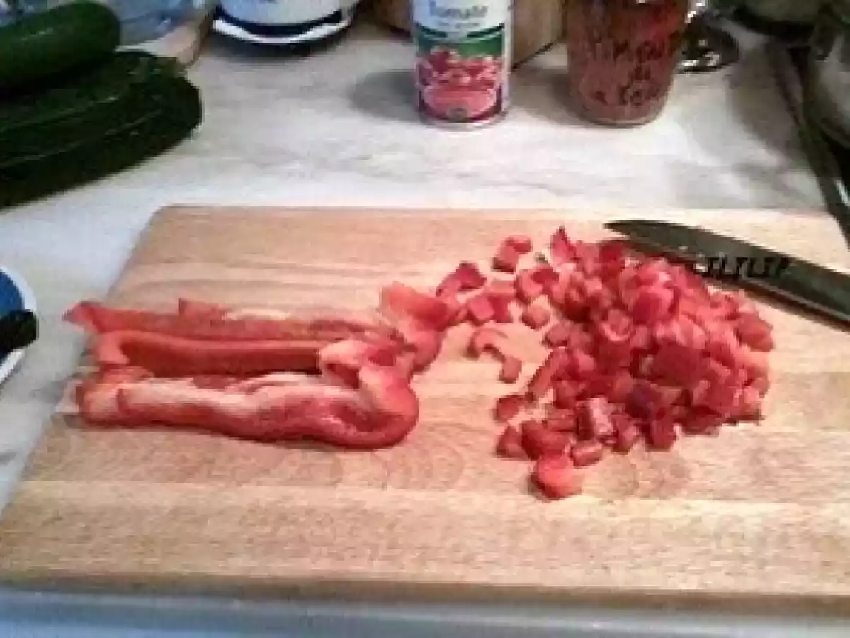 Salsa con Pimientos y Ají Picante