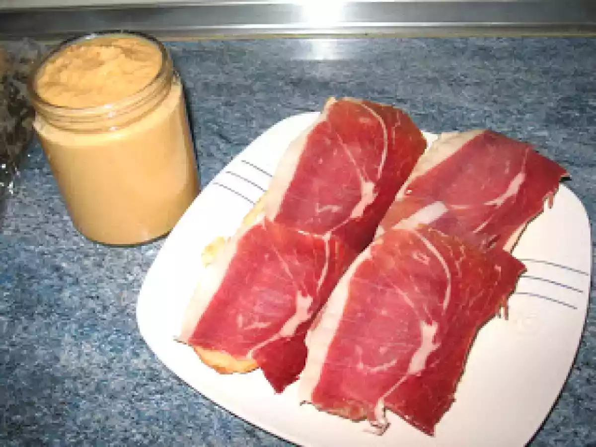 Salsa para pan tumaca