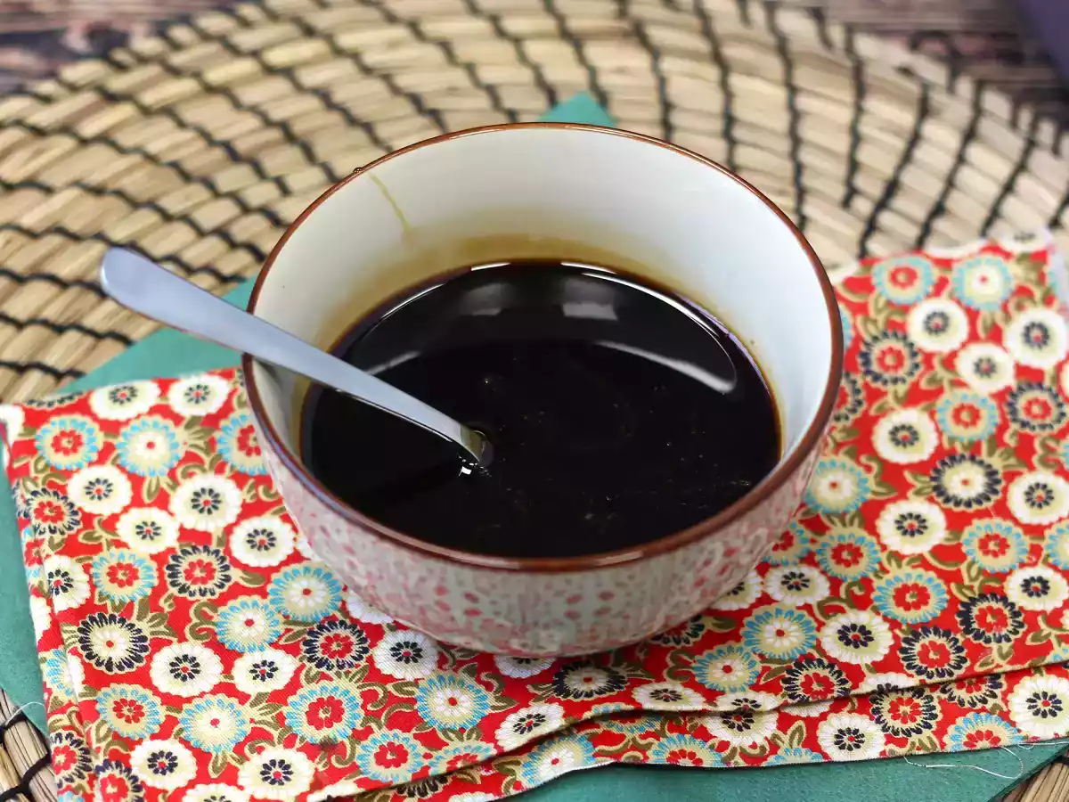 Salsa teriyaki casera, ¡perfecta con salmón y pollo! - foto 2