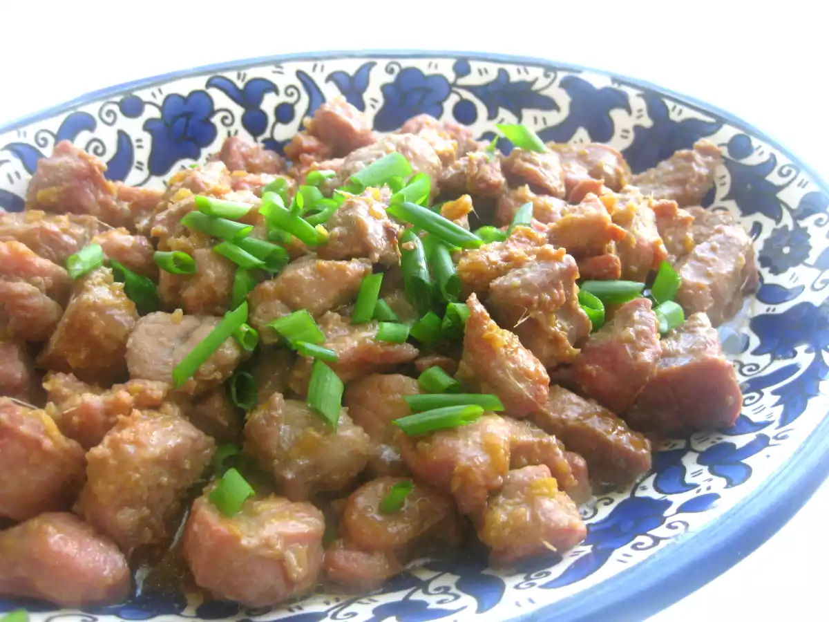 Salteado de cerdo con limón y jengibre