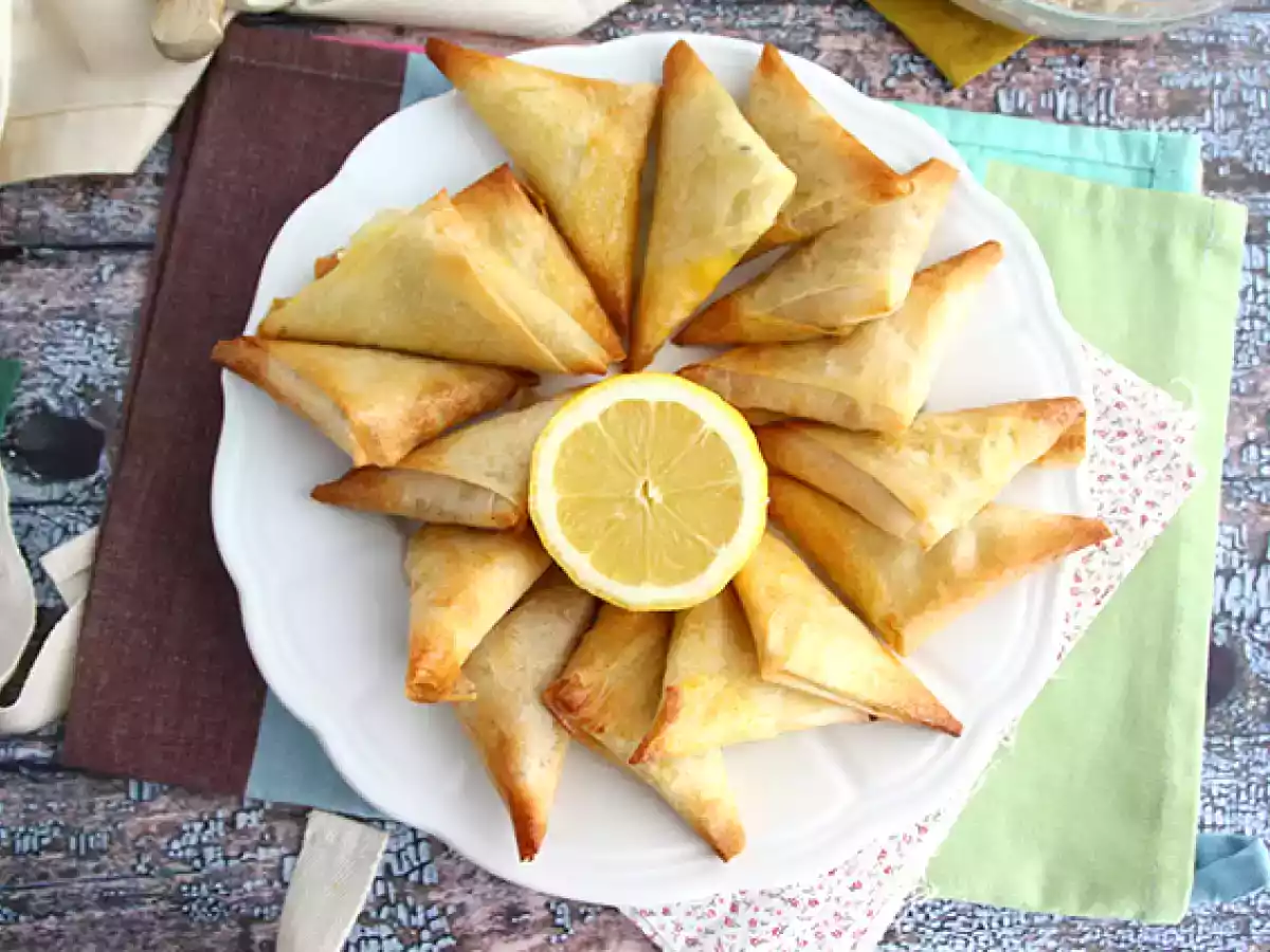 Samosas de atún y tomate - foto 2