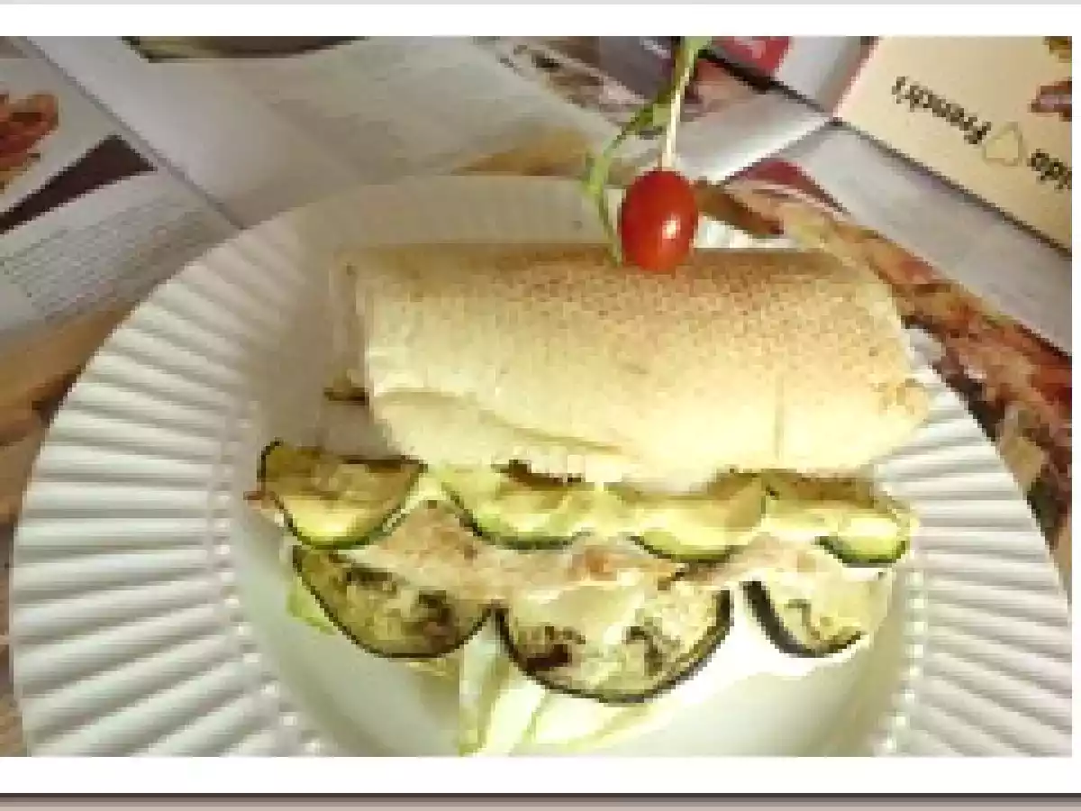 Sándwich caliente de pollo thai con vegetales - foto 3