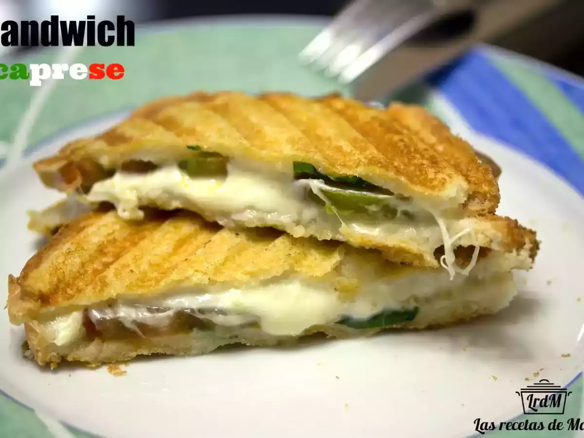 Sandwich caprese