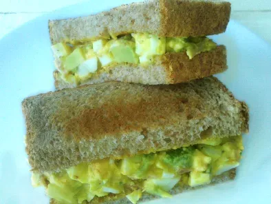 Sandwich de aguacate, huevo y lacón - foto 2