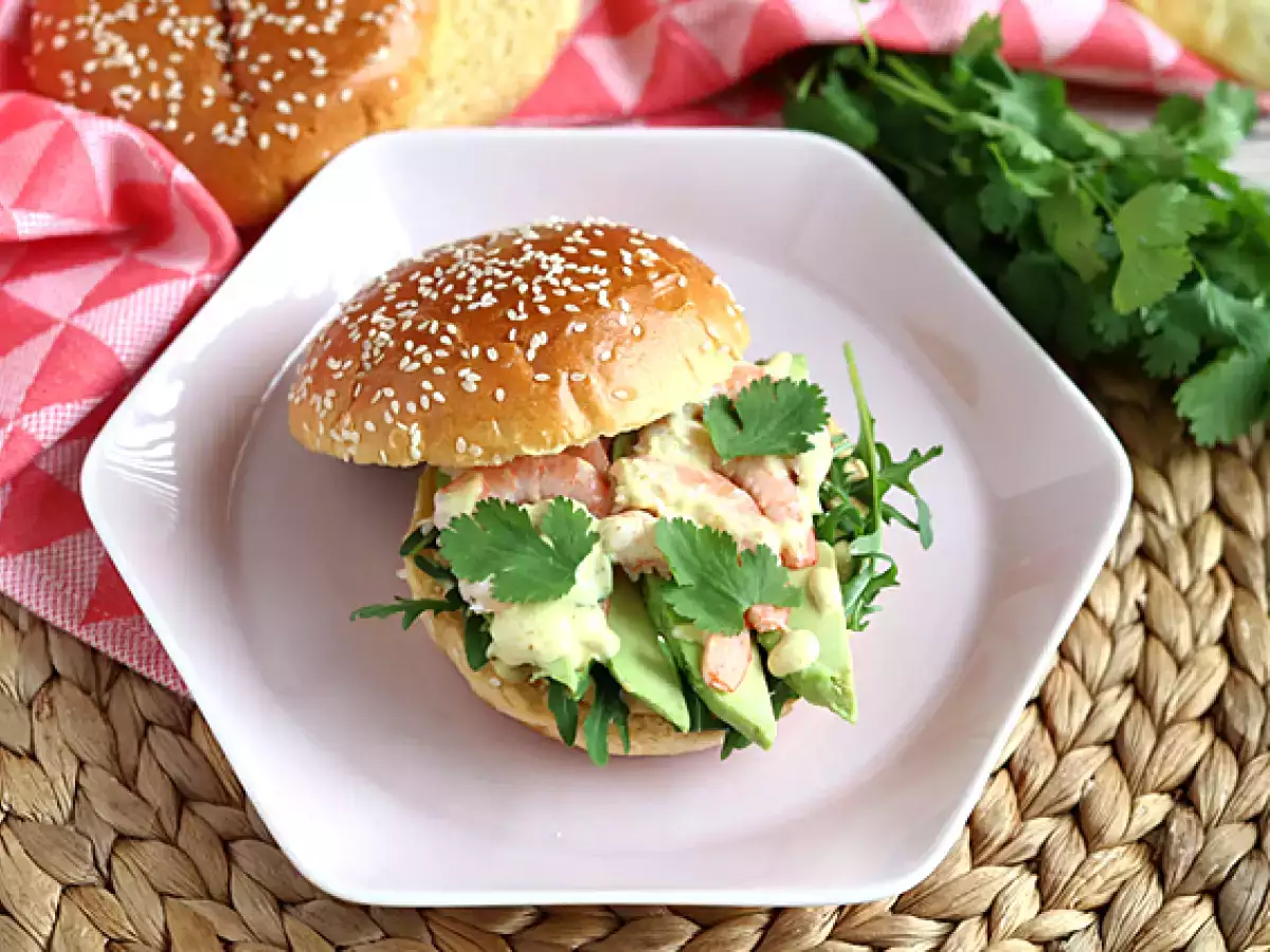 Sándwich de gambas, aguacate y cilantro - foto 3