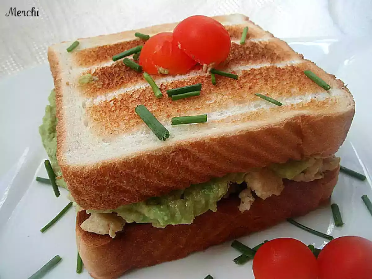 Sandwiches de pollo y aguacate - foto 2