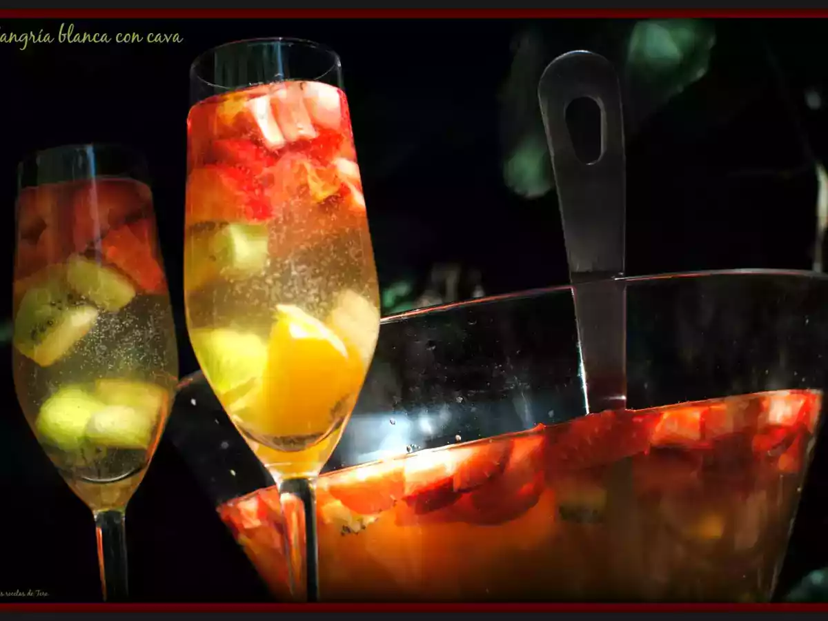 Sangría blanca con cava