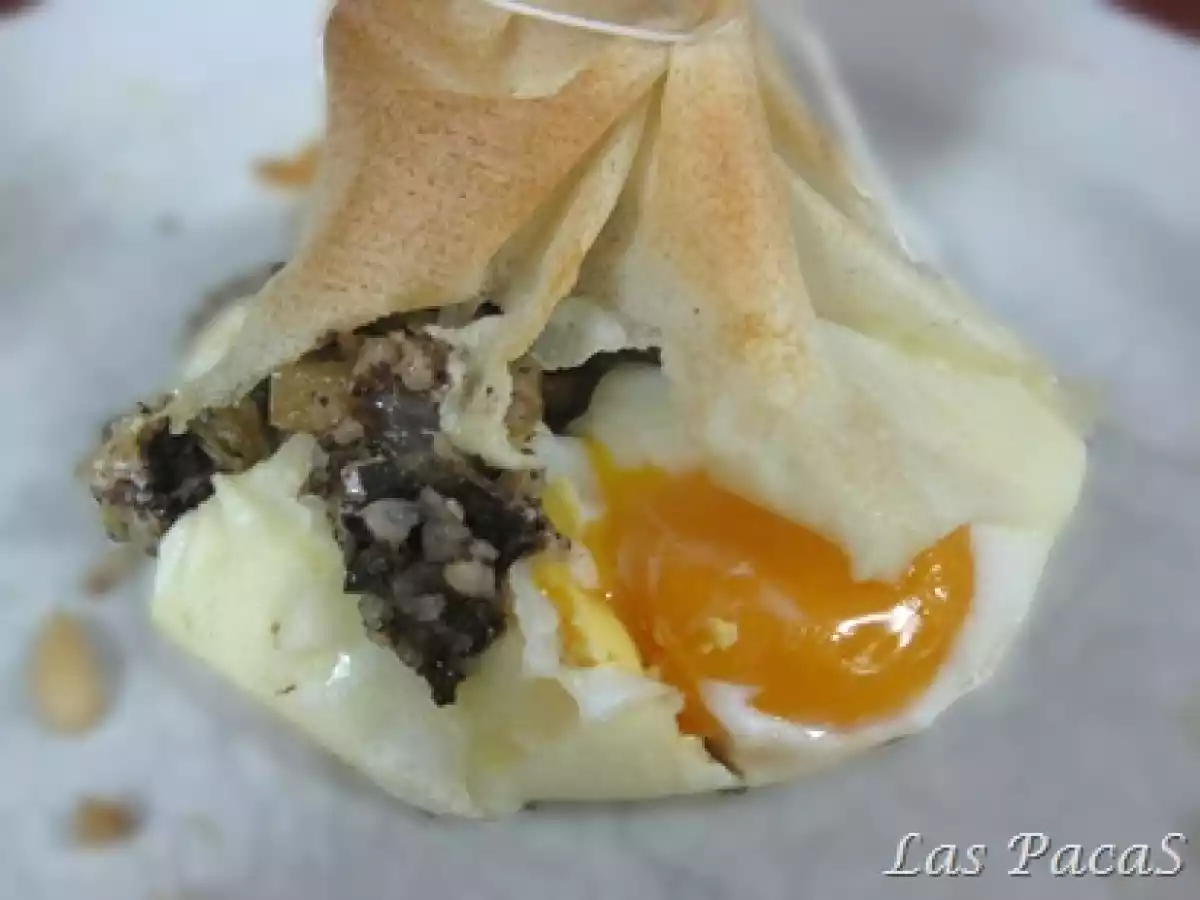 Saquitos de morcilla y membrillo