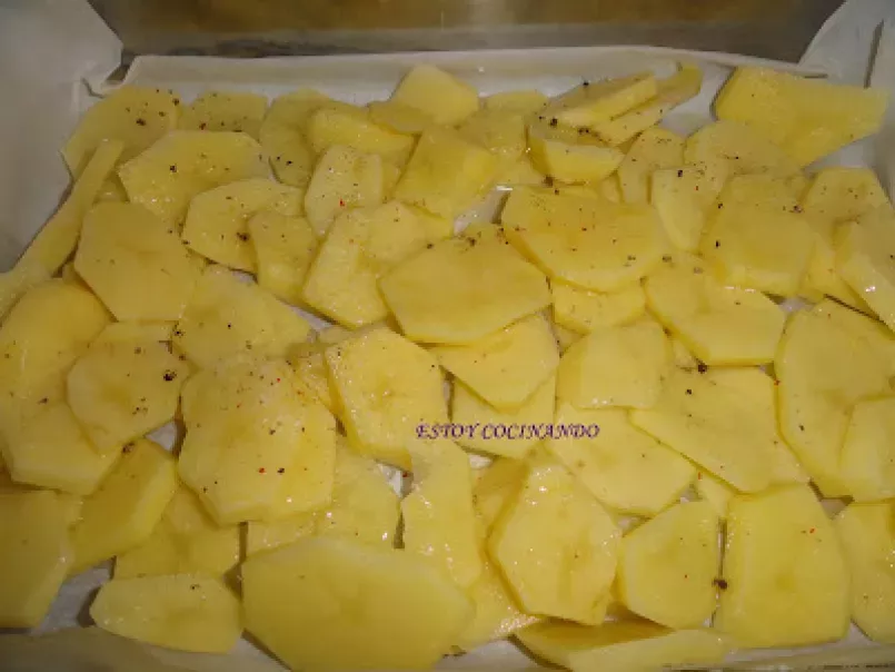 Sardinas con patatas al horno