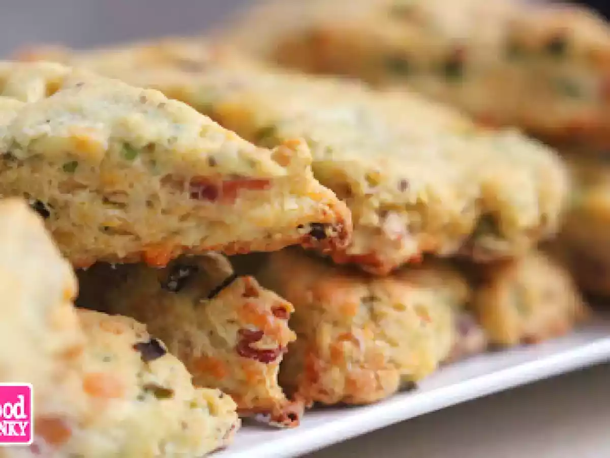 Scones de Tocineta Ahumada y Queso Cheddar - foto 7