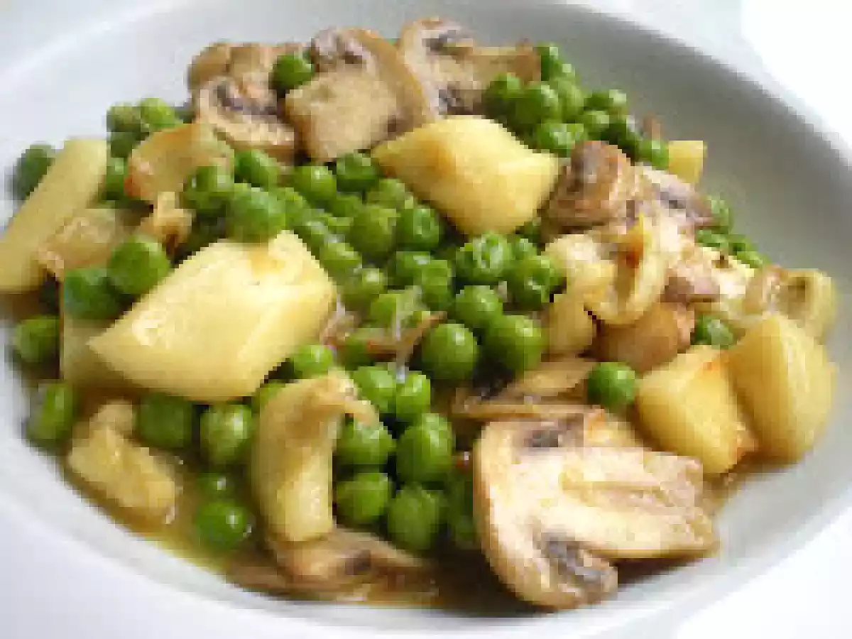 Sepia con guisantes y champiñones. - foto 2