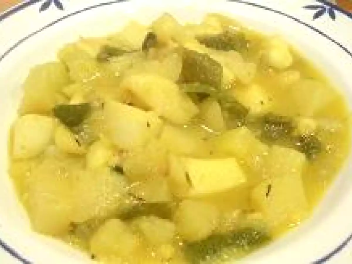 Sepia con patatas y pimientos