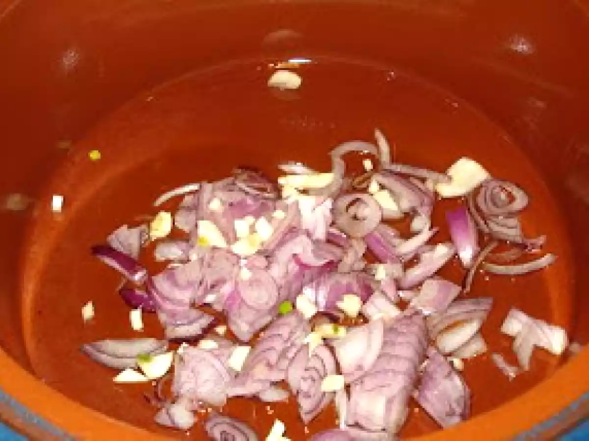 Sepia con patatas y pimientos - foto 2