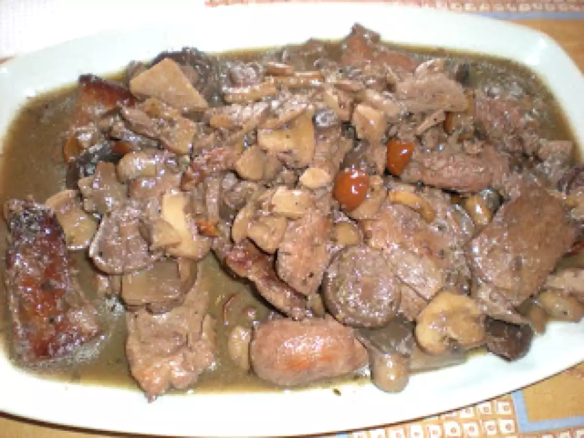 Setas variadas con solomillo de cerdo