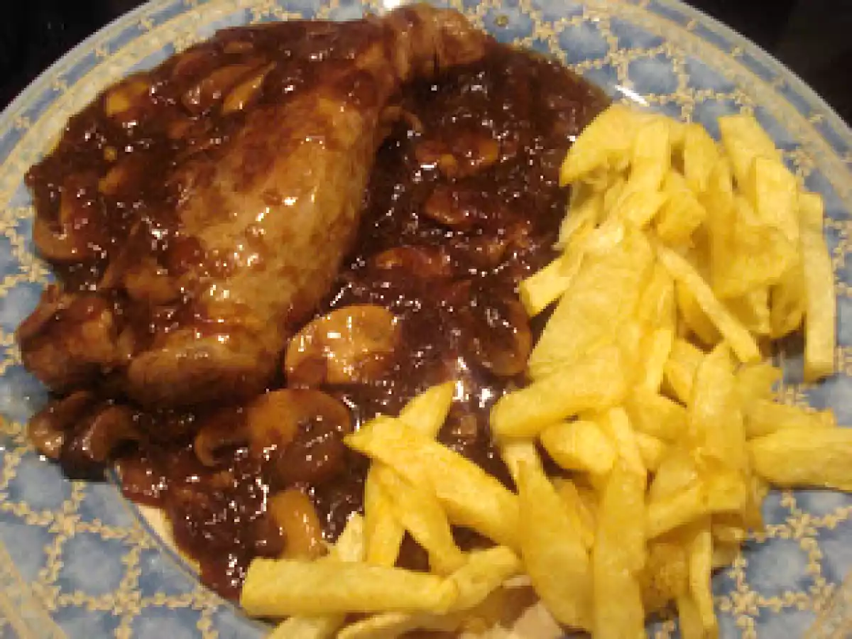 SOLOMILLO CON CHAMPIÑONES Y SALSA DE SOJA (FC)