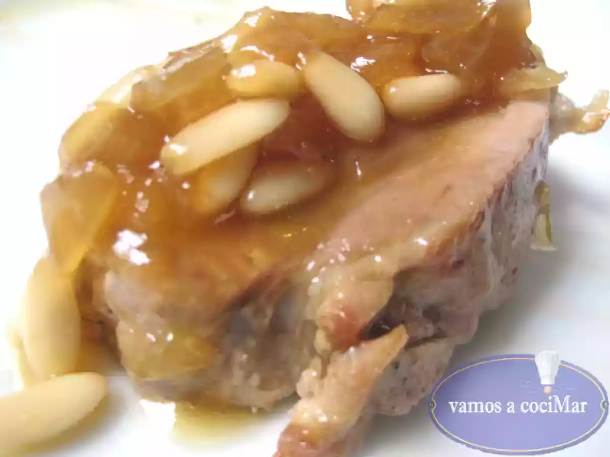 Solomillo con piñones a la miel
