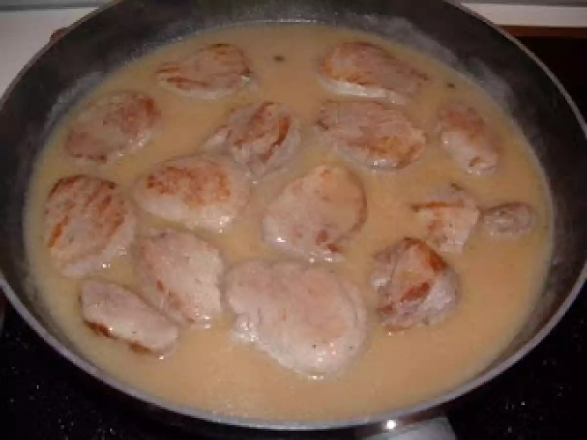 SOLOMILLO CON SALSA A LA PIMIENTA NEGRA - foto 3