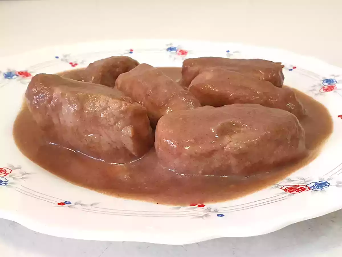 Solomillo con salsa de dátiles