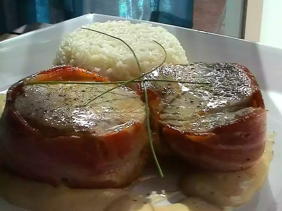 Solomillo de Atún en Salsa de Queso a la Pimienta. - foto 3