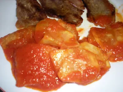 Solomillo de cerdo a la plancha y patatas con tomate