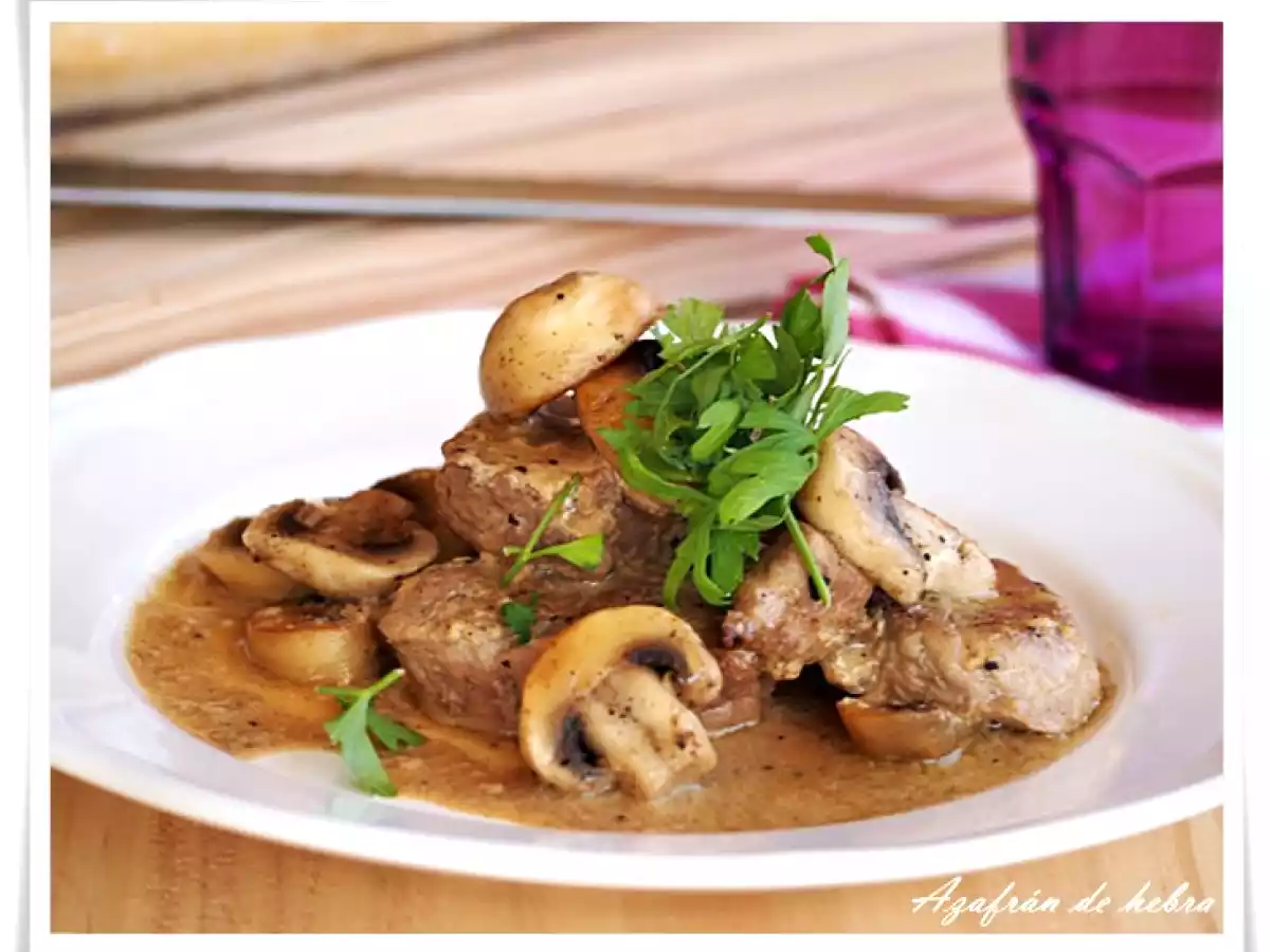 Solomillo de cerdo con champiñones