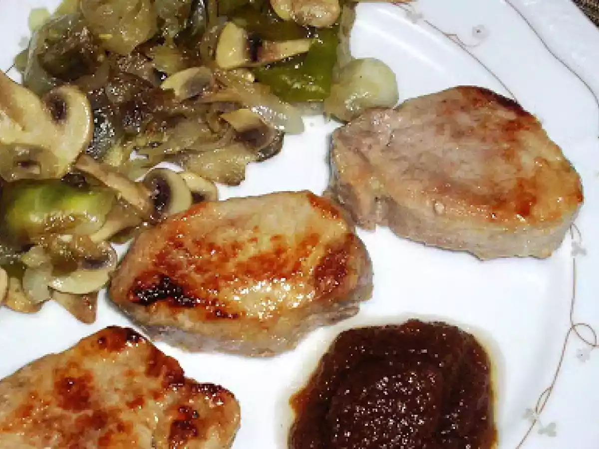 SOLOMILLO DE CERDO CON CHUTNEY DE NÍSPERO - foto 2