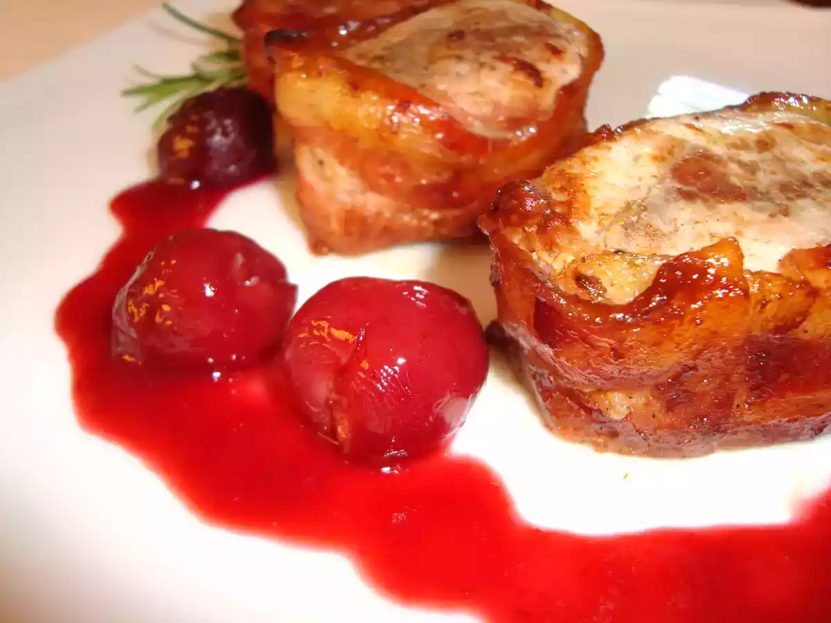 Solomillo de cerdo con salsa de cerezas