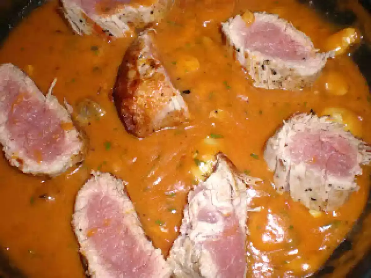 Solomillo de cerdo en salsa cazadora - foto 2