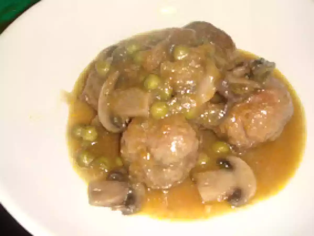 SOLOMILLO DE CERDO EN SALSA DE BRANDY Y FRUTOS SECOS