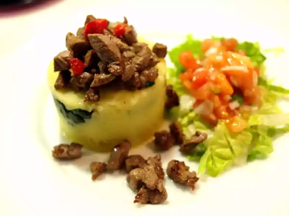 Solomillo de ternera con puré de patatas y verduras