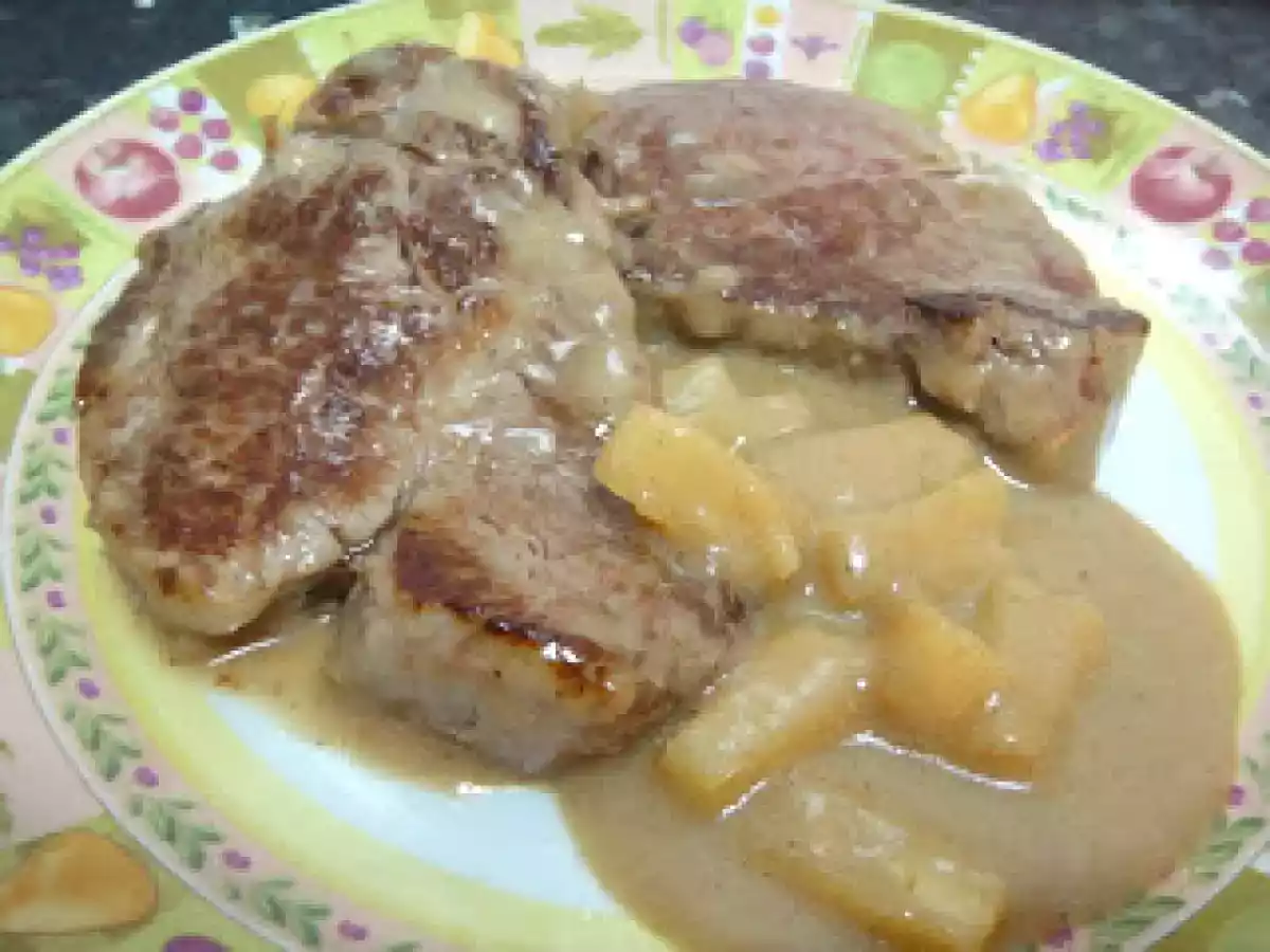 Solomillo de ternera en salsa de piña