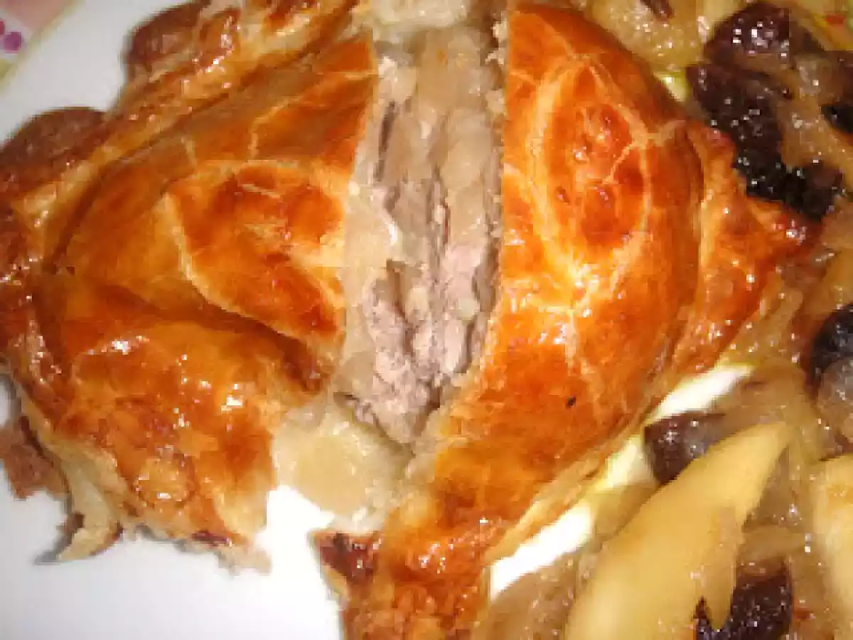 Solomillo en hojaldre con manzanas y ciruelas - foto 2