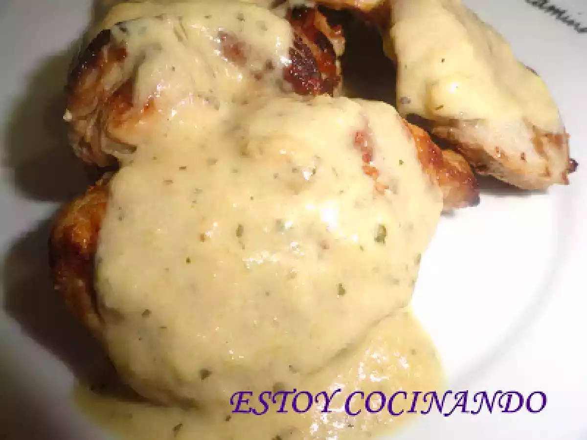 Solomillo en salsa de cebolla y queso - foto 3