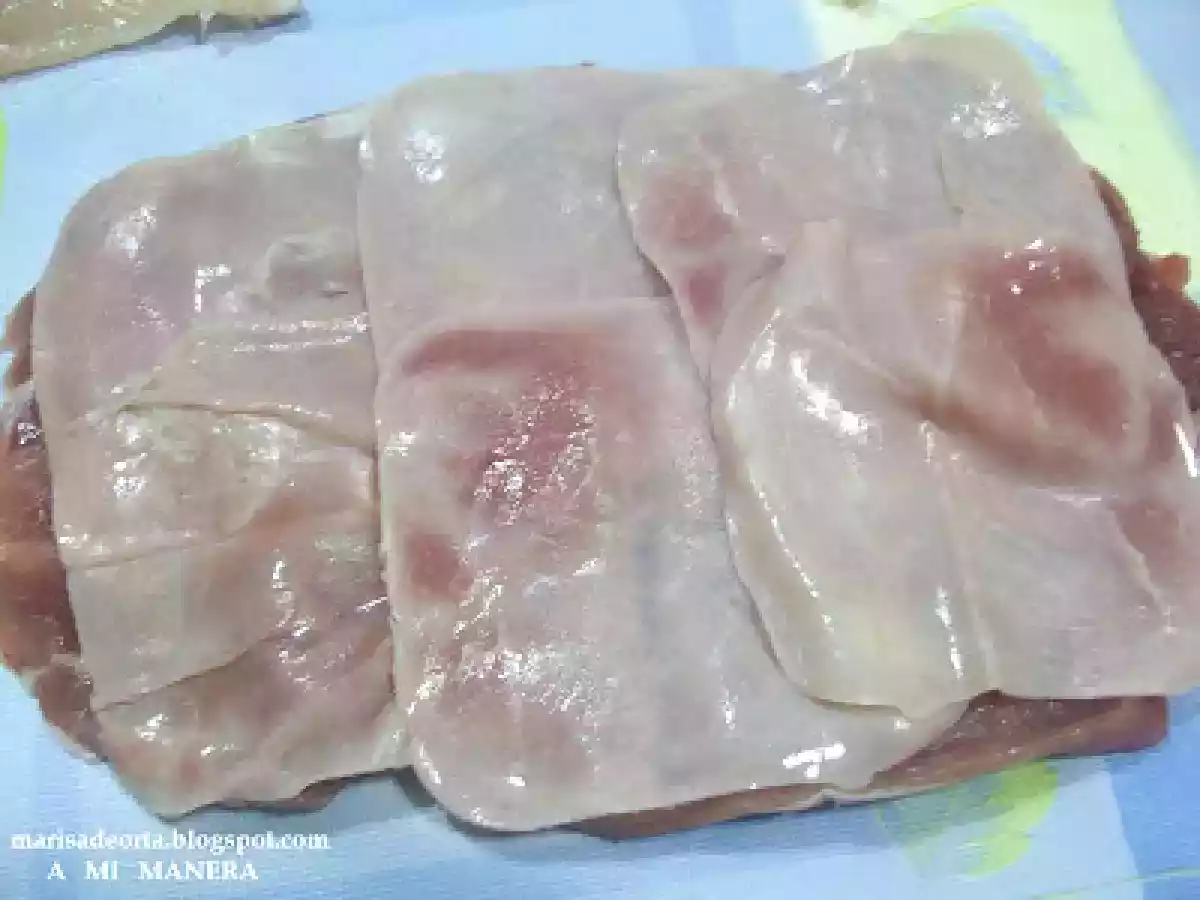 SOLOMILLO Y PECHUGAS DE POLLO RELLENAS CON SALSA - foto 2