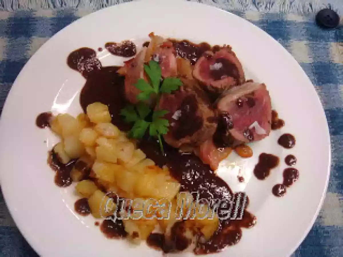SOLOMILLOS DE CERDO IBÉRICO EN SALSA DE CHOCOLATE. - foto 4