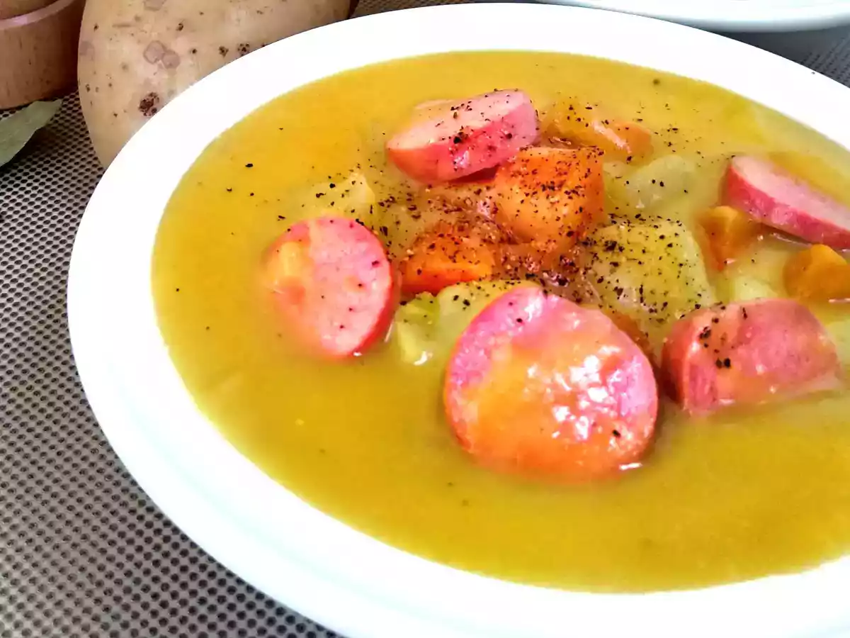 Sopa alemana de patata {Kartoffelsuppe}