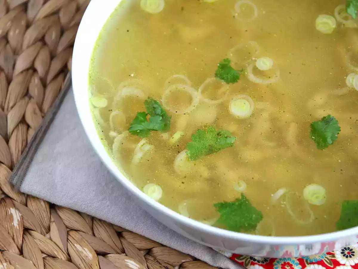 Sopa asiática de pollo - Muy fragante y reconfortante - foto 3