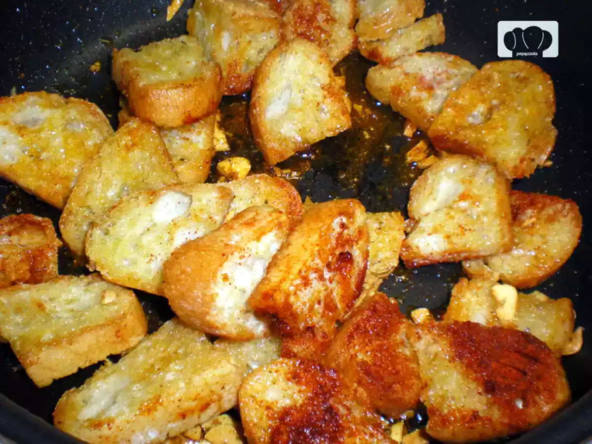 Sopa de ajo con caldo de verduras - foto 3