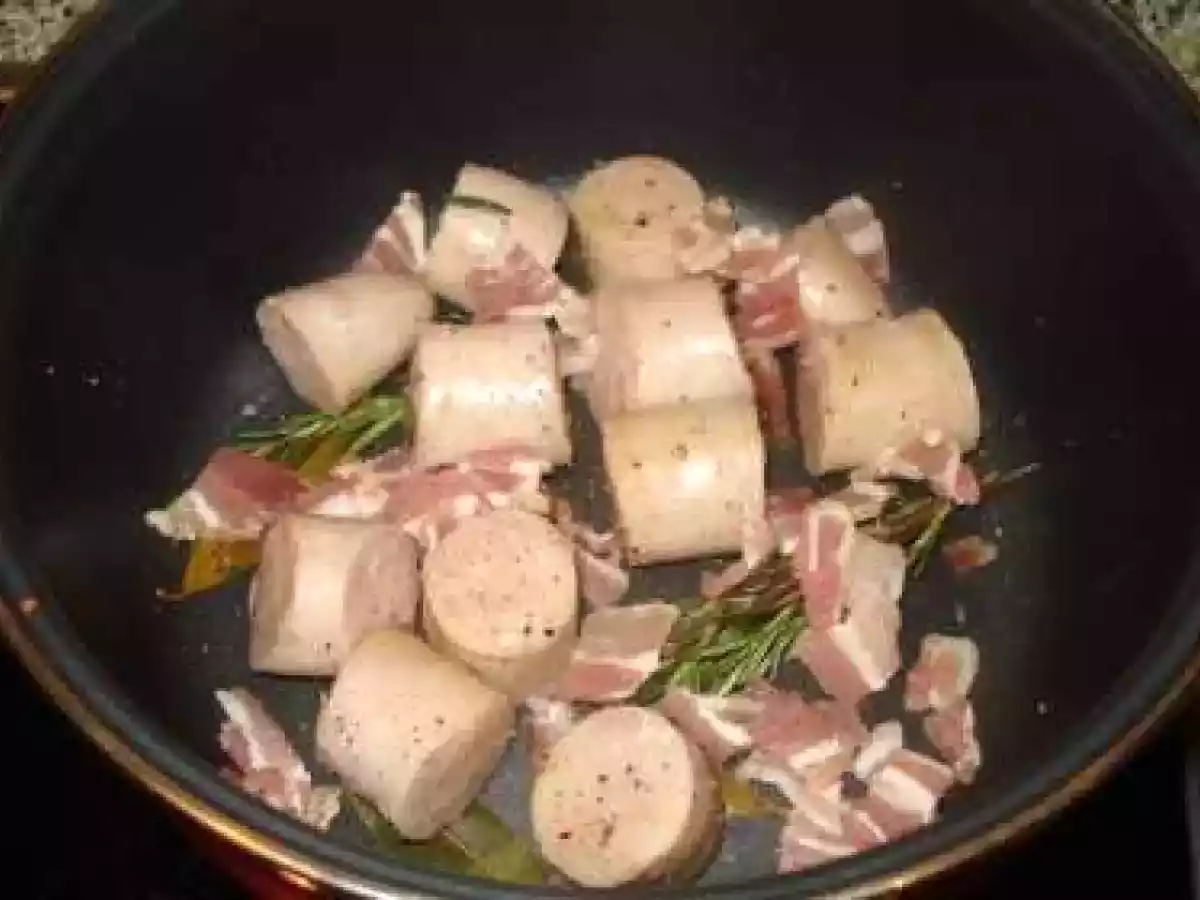 Sopa de alubias con butifarra - foto 3