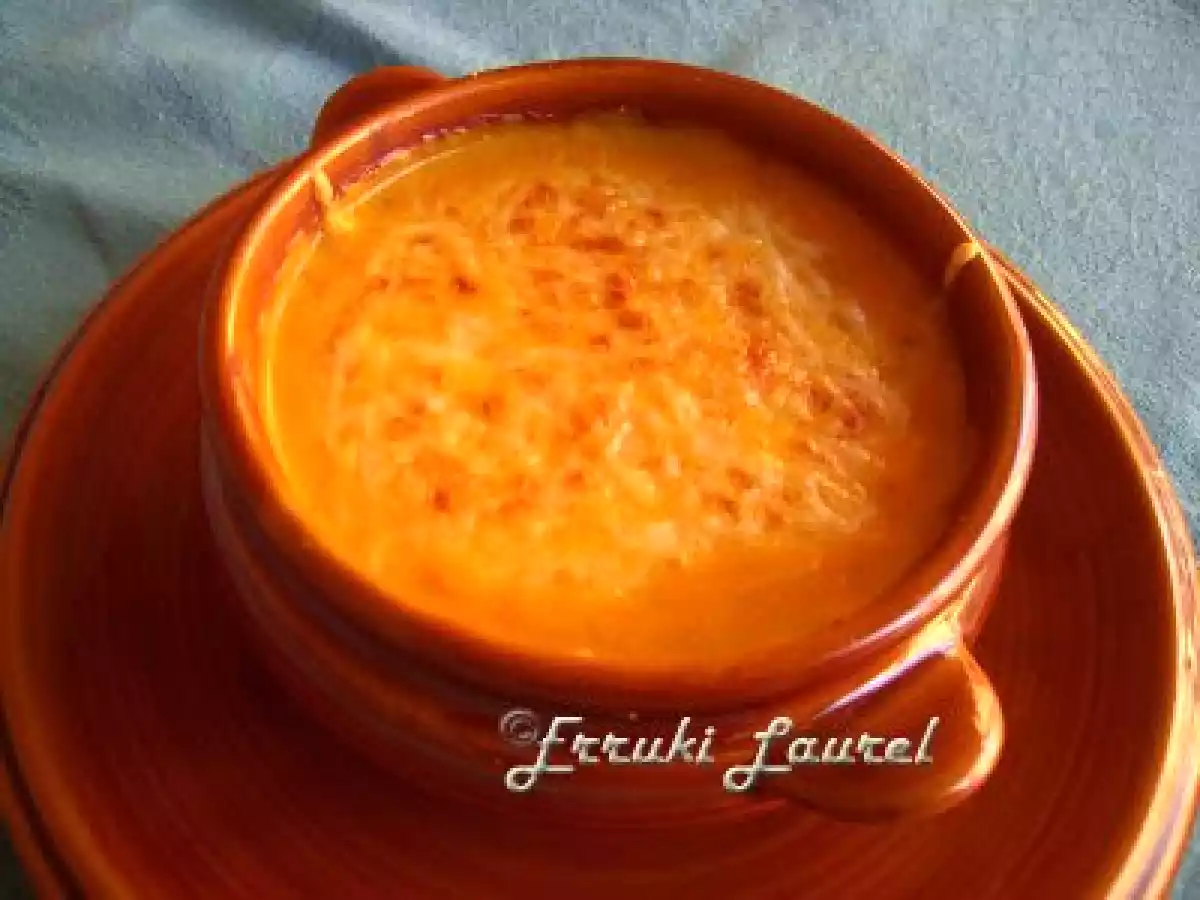 Sopa de calabaza con albóndigas gratinada - foto 2