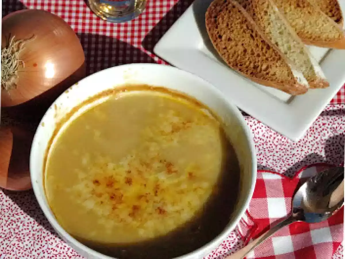 Sopa de cebolla al estilo Les Halles. - foto 2
