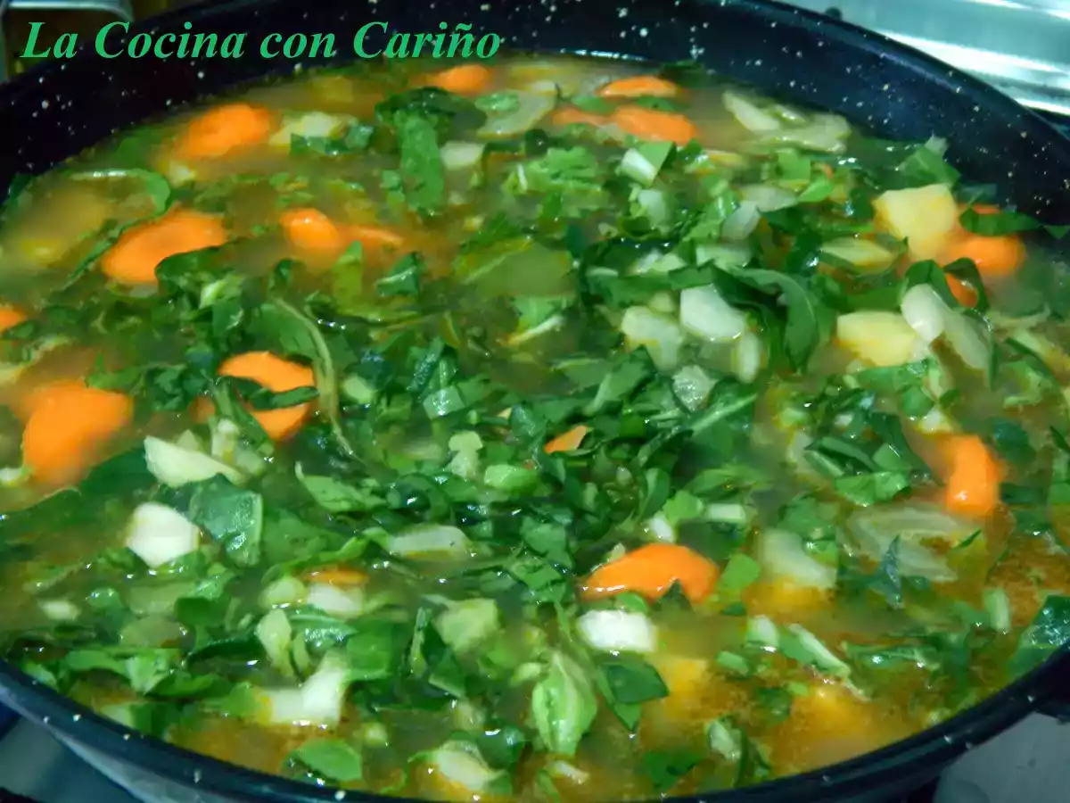 Sopa de garbanzos con calabaza y acelgas - foto 3