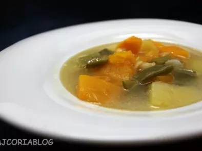 Sopa de habichuelas verdes y calabaza