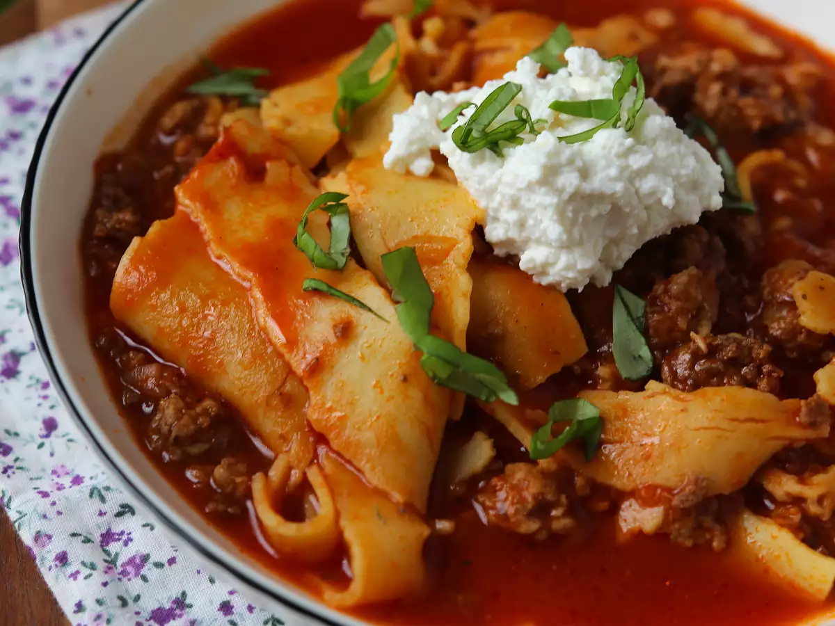Sopa de lasaña con carne, ricotta y parmesano - foto 3