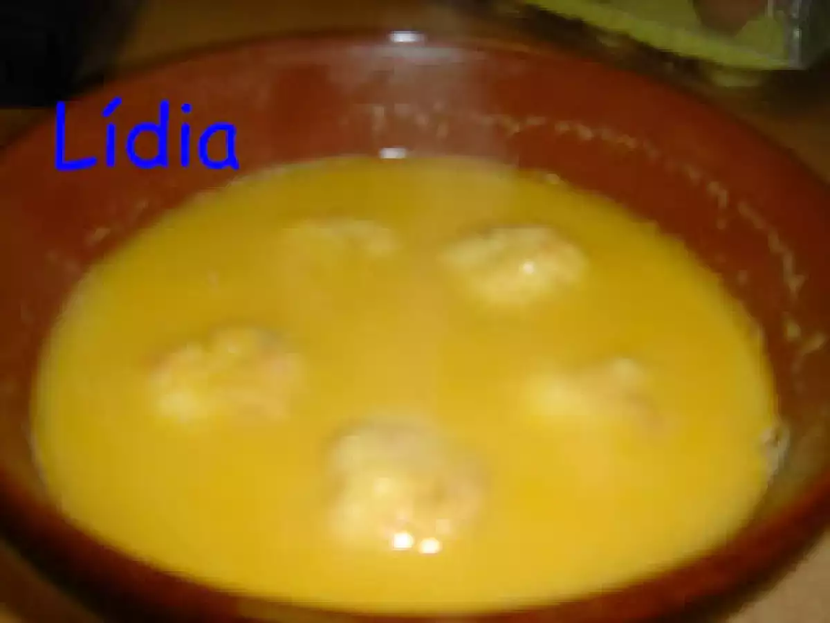 SOPA DE PESCADO CON ALBONDIGAS DE GAMBAS