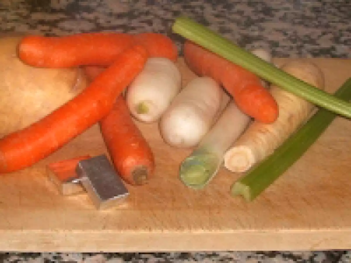 Sopa de pescado con salmón Noruego - foto 2