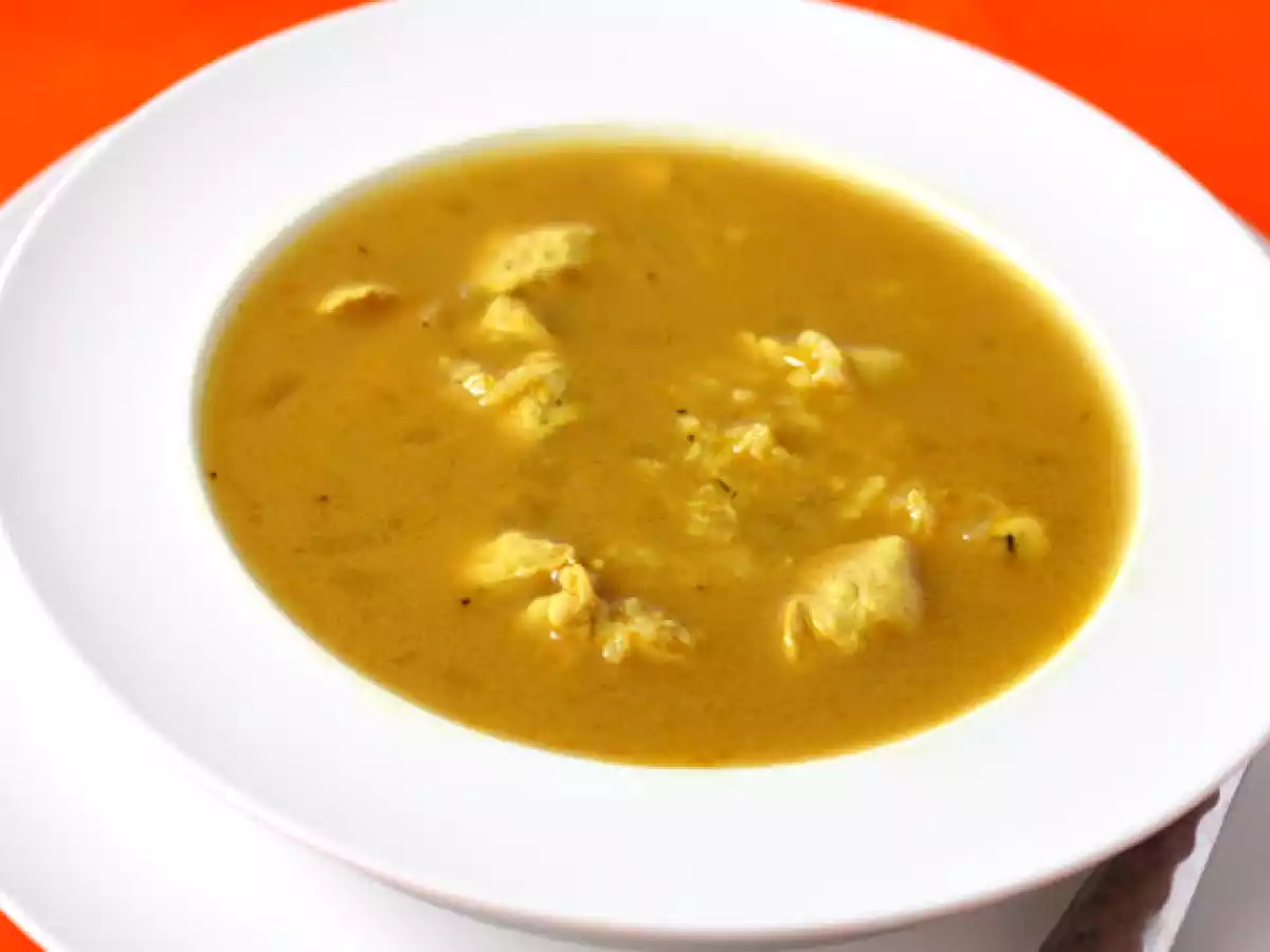 SOPA DE POLLO Y ARROZ CON CURRY - foto 2