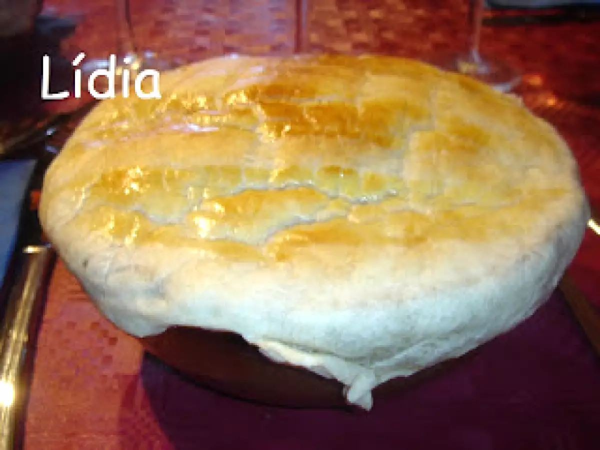 SOPA DE SETAS CON HOJALDRE (sopa de bolets amb pasta de full) - foto 2